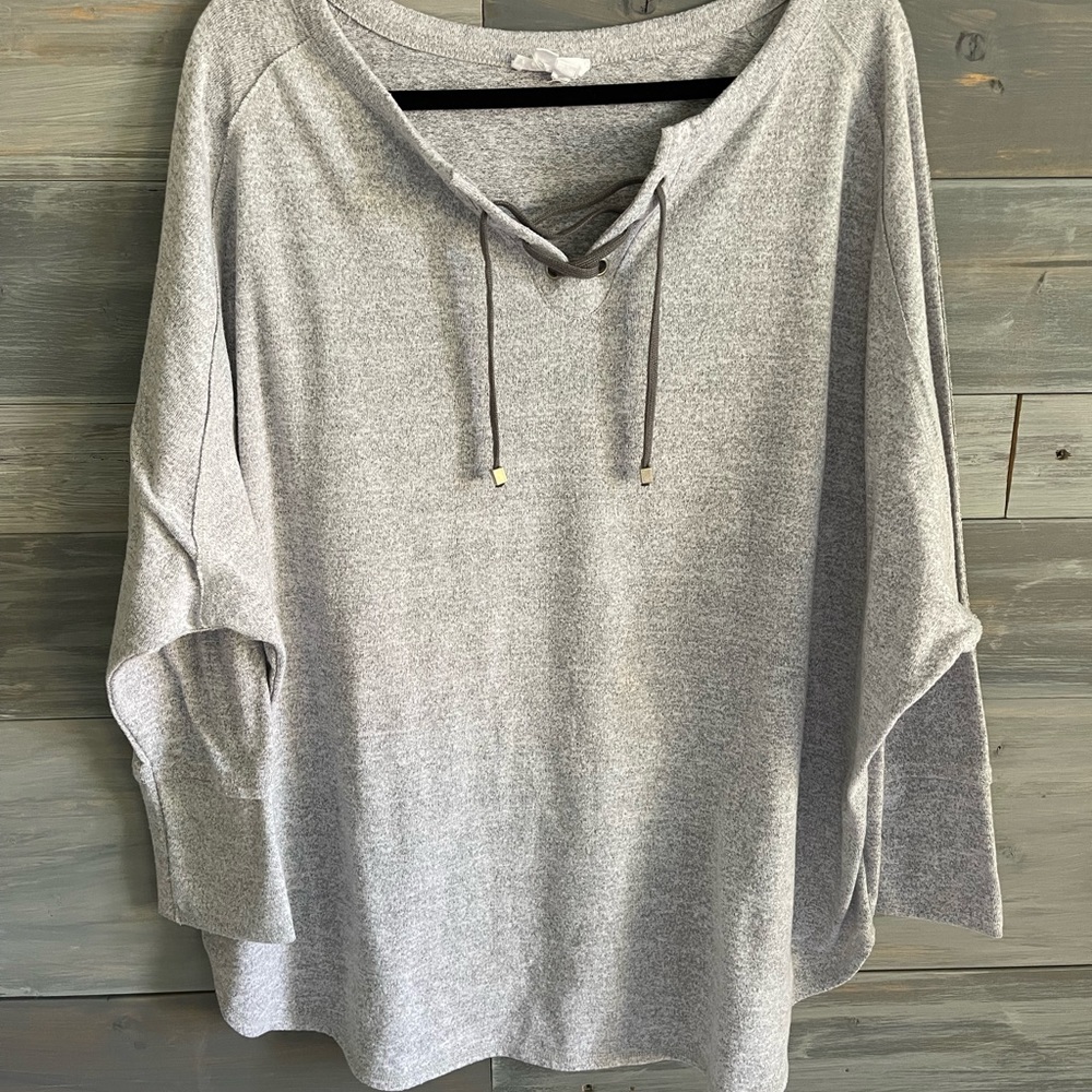 Grey Maternity Ingrid & Isabel sweater size XL